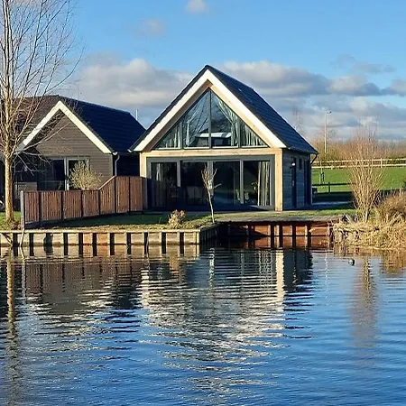 't Waaltje Holiday home Ridderkerk